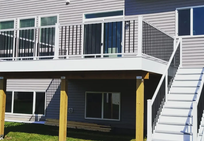 Deck Installation & Repair